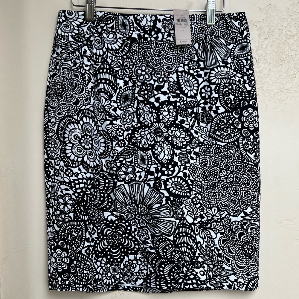 Ann Taylor Skirt
